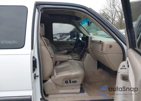 2002 Chevrolet Silverado 2500Hd Lt из США, поврежденный, VIN 1GCHC29U12E223813